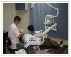 Slider image (3) Chaves Dental Care